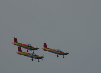 Sambata avem Aeronautic Show 2011 pe Lacul Morii